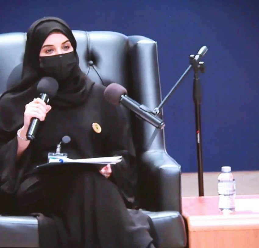 سارة الشريف.