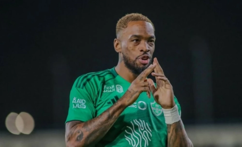 قاد توني فريقه الأهلي إلى تحقيق فوز ثمين على مضيفه الأخدود.