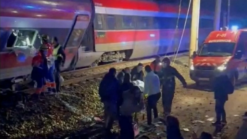 ارتفاع حصيلة ضحايا تصادم قطارين جنوب إسبانيا إلى 24 قتيلًا