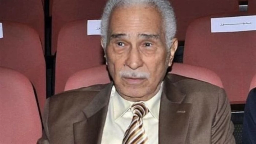 الفنان المصري عبد الرحمن أبو زهرة.