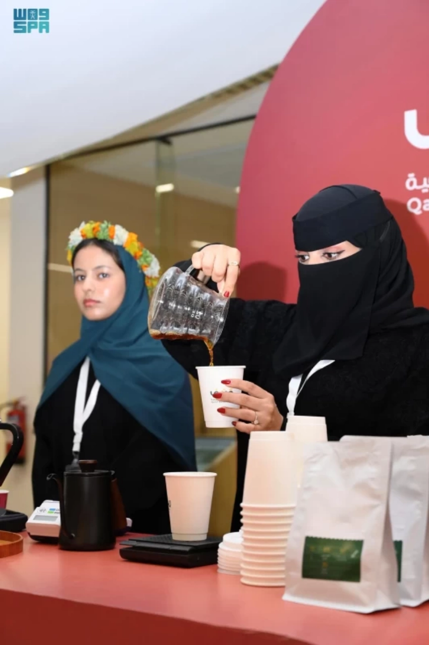 مشاركتان في فعالية جازان.