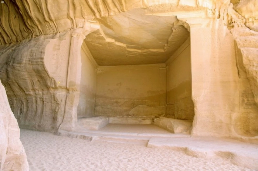 مواقع تاريخية في العلا جذبت العالم.