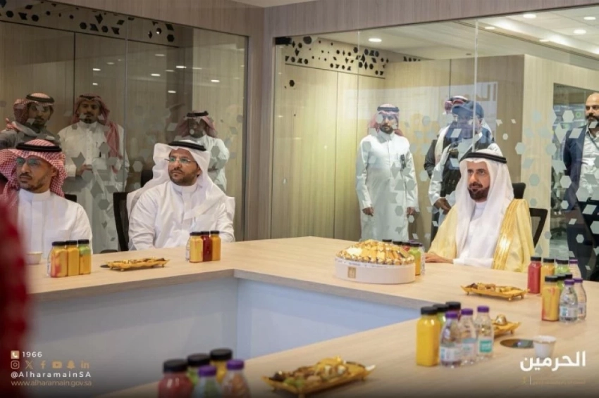 الربيعة يُدشن المركز الهندسي الذكي للقيادة والتحكم بالمسجد النبوي