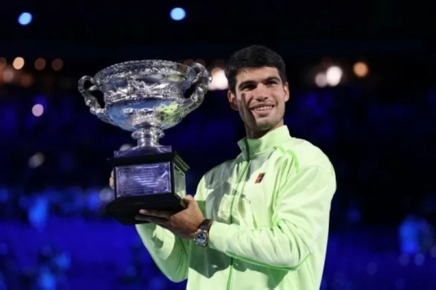 أصغر من حققها.. ألكاراز يهزم ديوكوفيتش ويُكمل الـ«الغراند سلام»