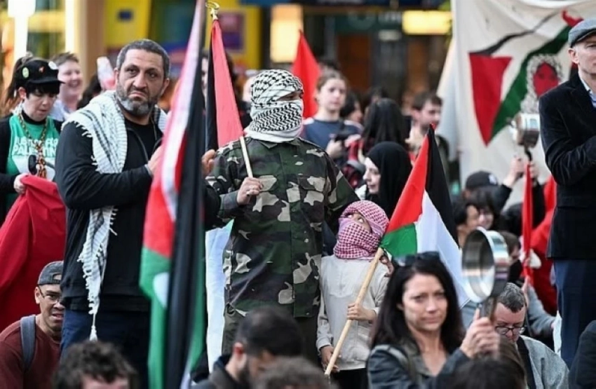 السجن عامين لمن يردد شعارات مؤيدة لفلسطين في أستراليا