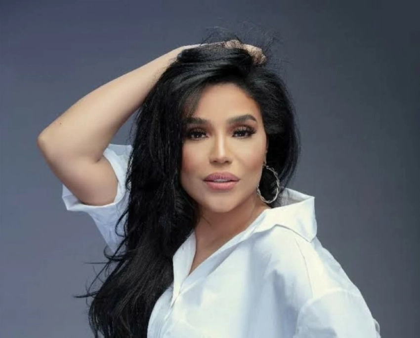 المطربة الشعبية أمينة تقدم تتر «السرايا الصفرا» لوفاء عامر في رمضان 2026