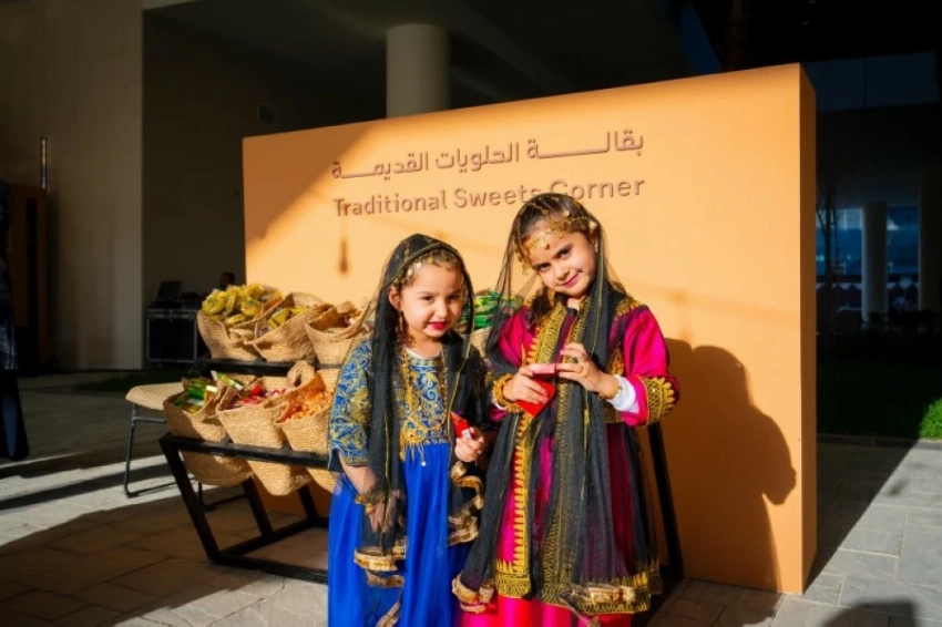 لمستقبلنا أساس.. مسيرة تاريخية وهدايا وفعاليات تراثية تعكس الروح الوطنية