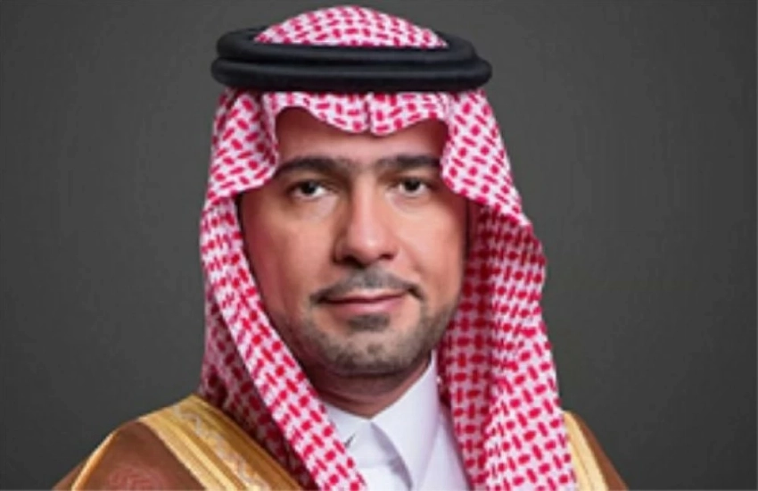 وزير البلديات والإسكان ماجد الحقيل.