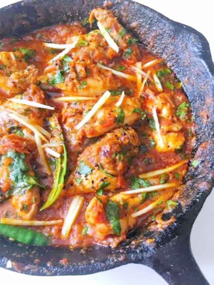 مائدة رمضان الباكستانية: تنوع ونكهات تثير الشغف مائدة رمضان الباكستانية: تنوع ونكهات تثير الشغف