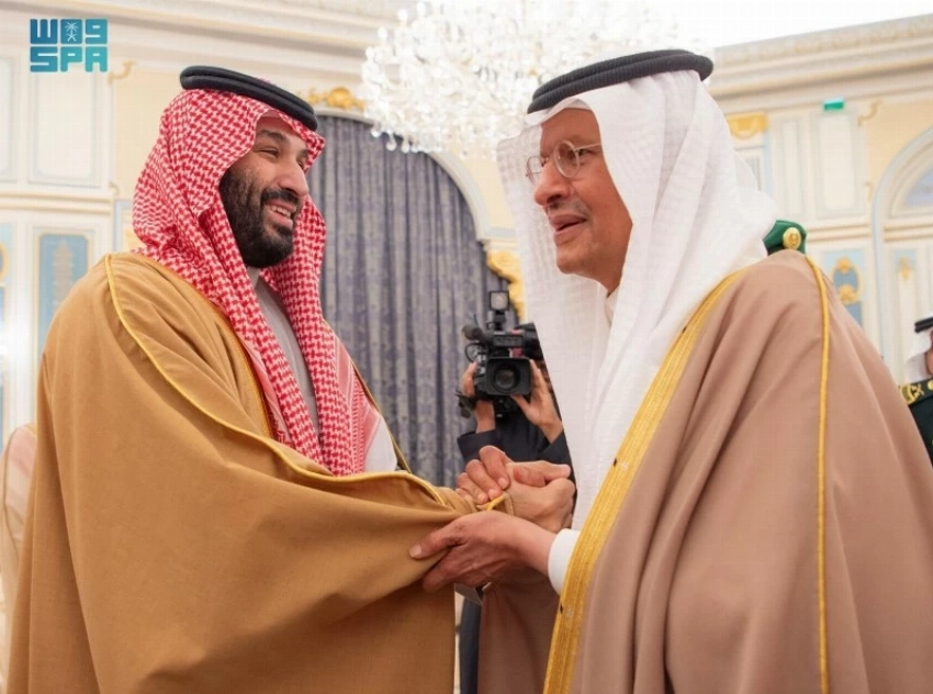 ولي العهد يستقبل المهنئين بشهر رمضان المبارك