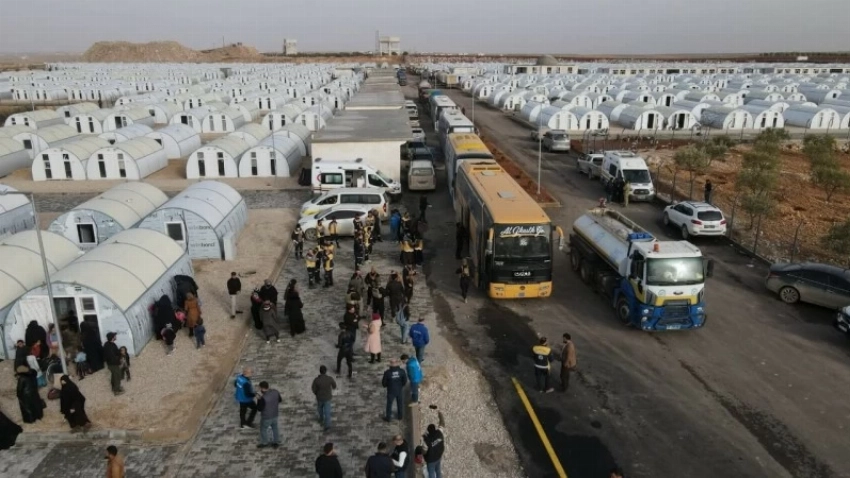 سورية تواجه خطراً جديداً.. هروب 20 ألف «داعشي» بعد فوضى «الهول»