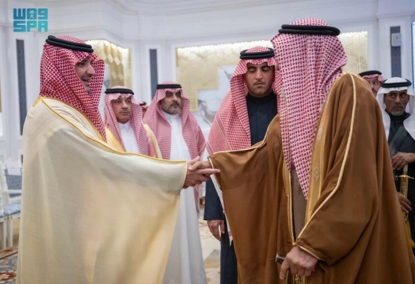 وزير الداخلية يلتقي عدداً من أهالي منطقة القصيم.