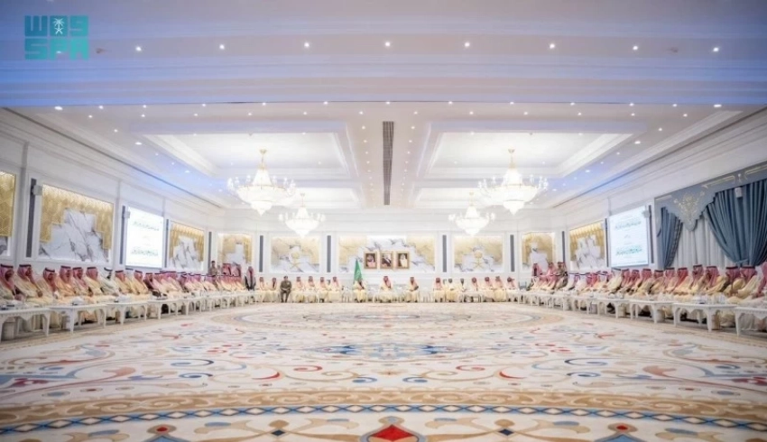 وزير الداخلية يلتقي عدداً من أهالي منطقة القصيم.