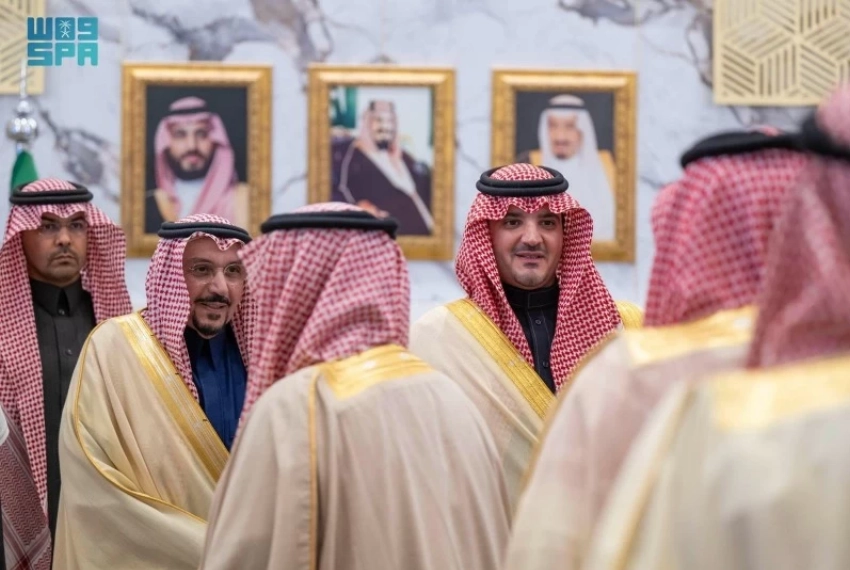 وزير الداخلية يلتقي عدداً من أهالي منطقة القصيم.