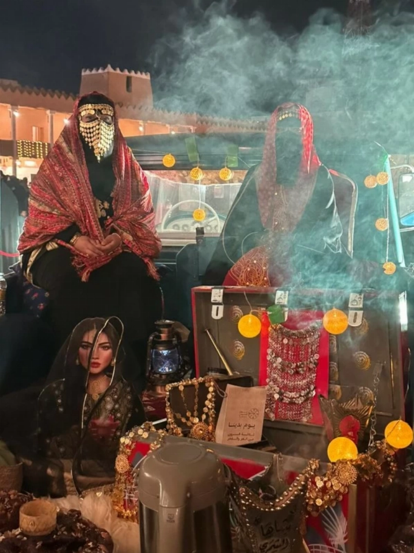 الأزياء التراثية في حائل تعكس عمقها التاريخي خلال احتفالات يوم التأسيس