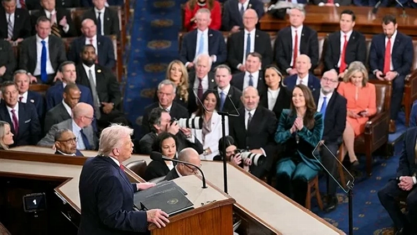 ترمب يُحطّم الرقم القياسي في أطول خطاب لحالة الاتحاد