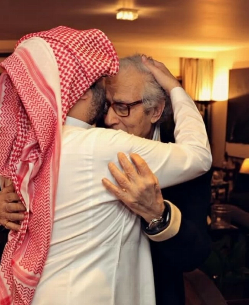 ماذا قال فاروق حسني عن زيارة تركي آل الشيخ له في منزله؟