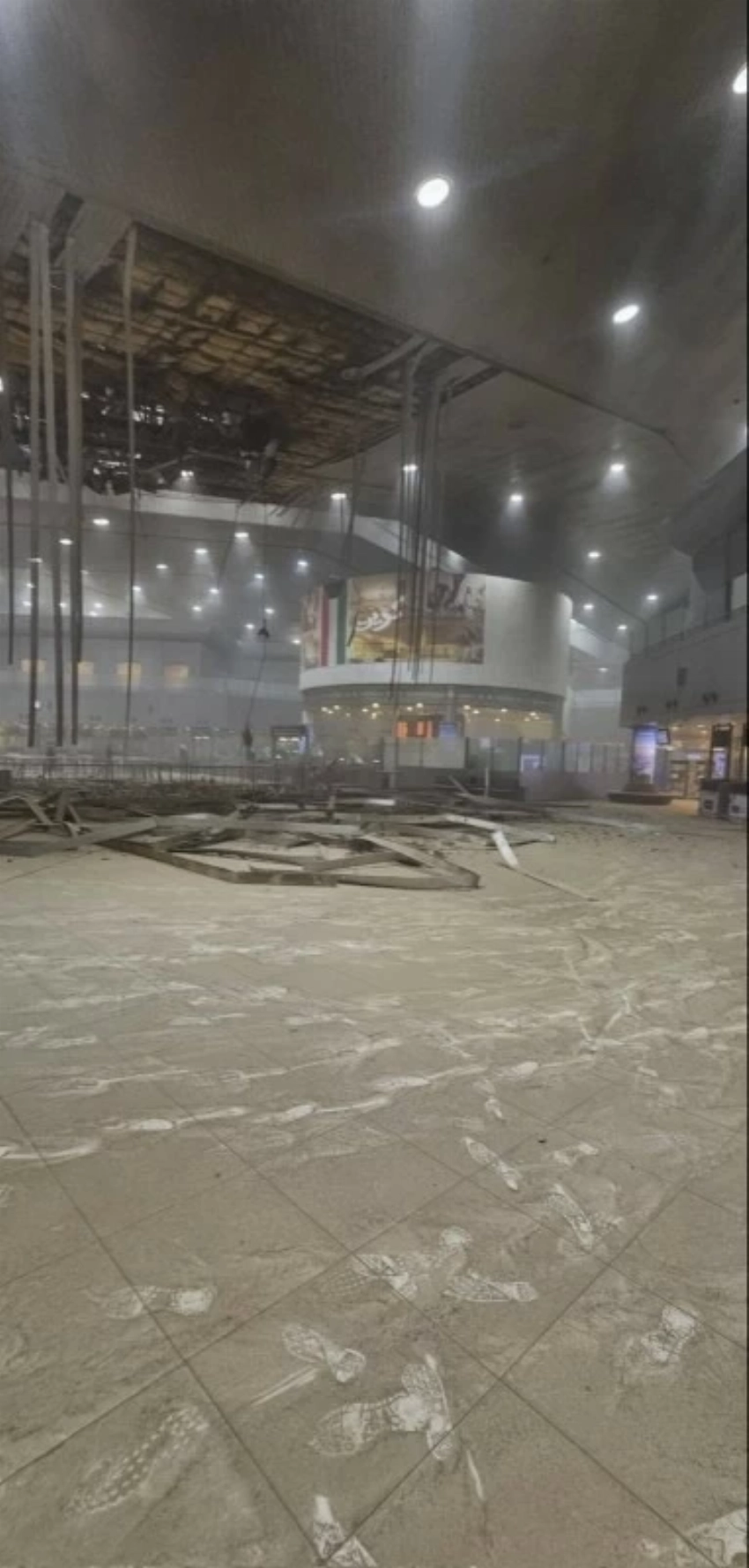 طائرة مسيرة إيرانية تستهدف مطار الكويت.. إصابات وأضرار في مبنى الركاب