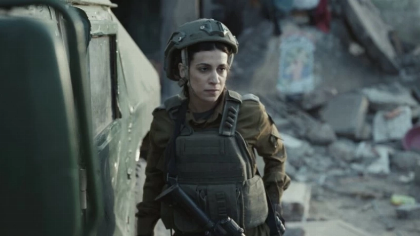 الفنانة روان الغابة تجسد شخصية المتحدثة الإعلامية باسم الجيش الإسرائيلي في مسلسل «صحاب الأرض»