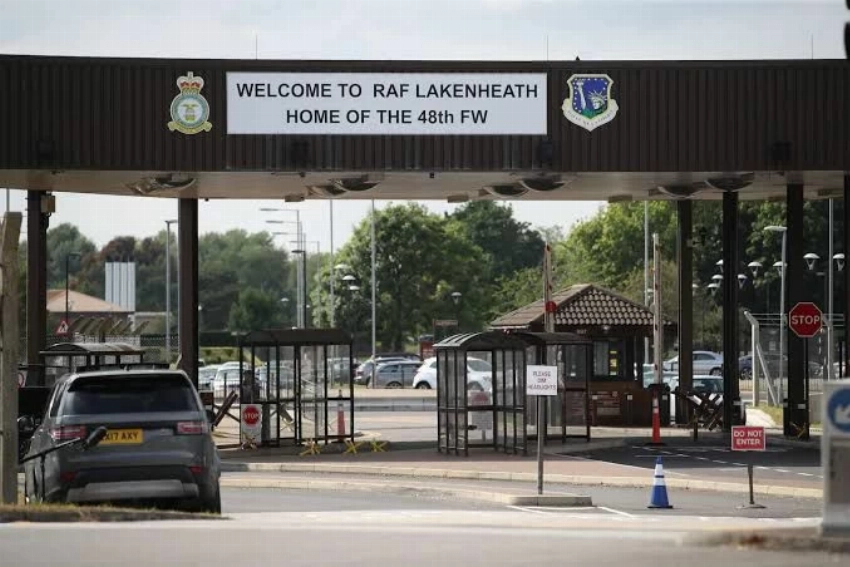 قاعدة سلاح الجو الملكي لاكينهيث التابعة لسلاح الجو الملكي البريطاني، في شرق إنجلترا.