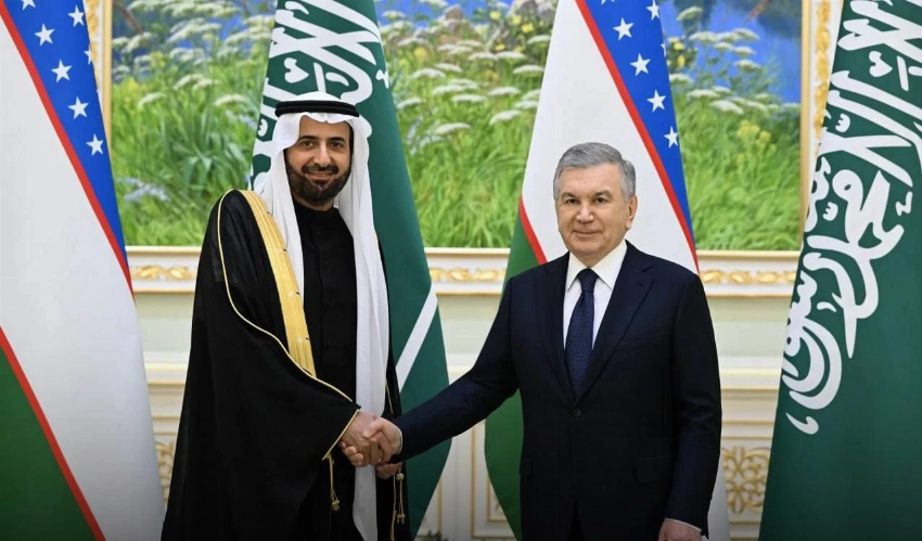 وزير الحج والعمرة الدكتور توفيق الربيعة والرئيس الأوزبكي شوكت ميرضيائيف.