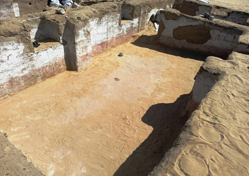 رهبان مصر الأوائل.. دير مدفون منذ 1600 عام يعود للحياة