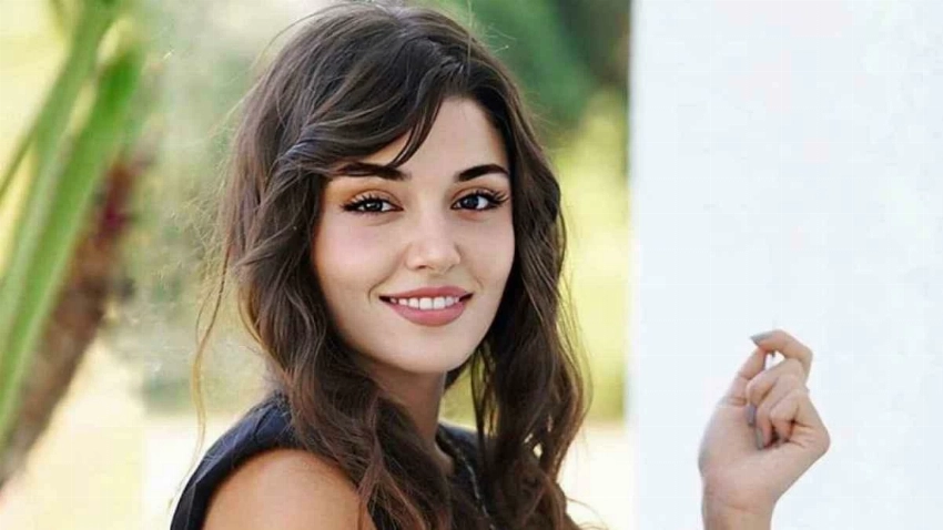 النجمة التركية هاندا أرتشيل