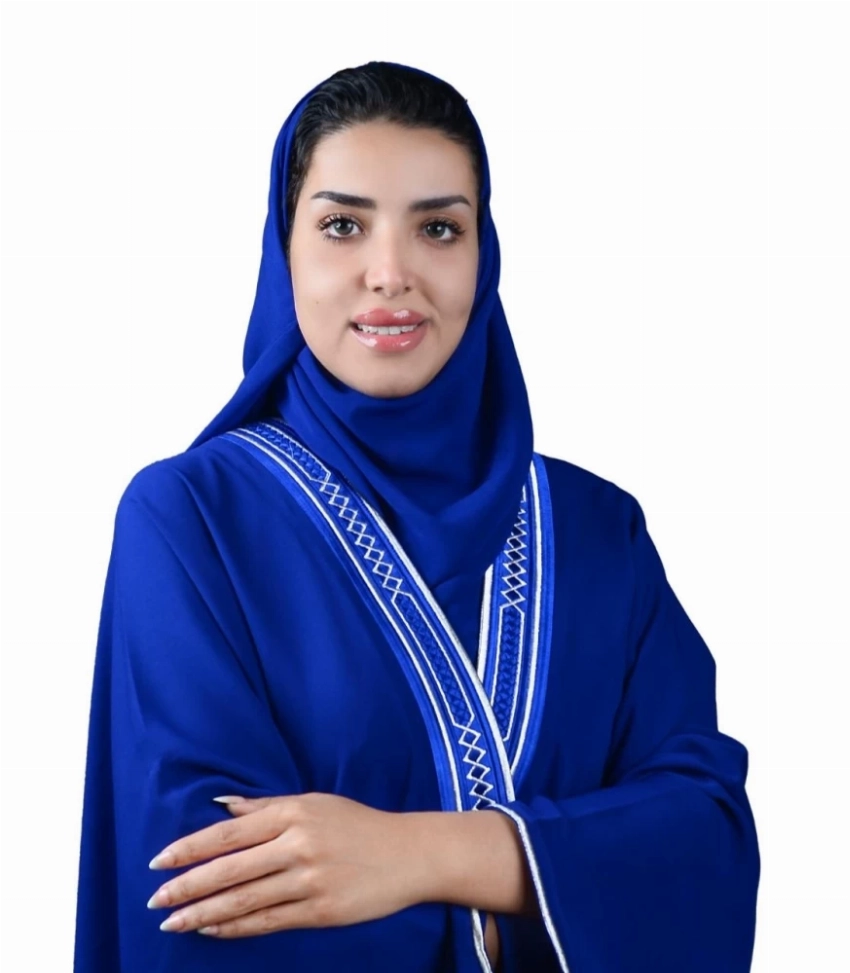 منال الحارثي