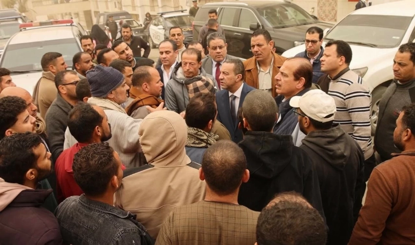 مصر: مصرع 8 عمال وإصابة 4 آخرين في حادثة سير مروعة