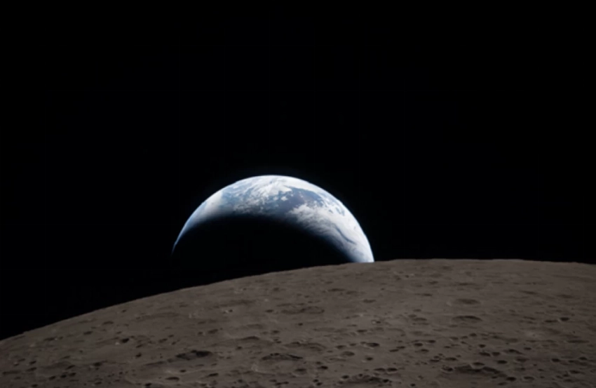 هبوط روّاد مهمة «أرتيميس 2» في المحيط الهادئ بعد رحلة حول القمر