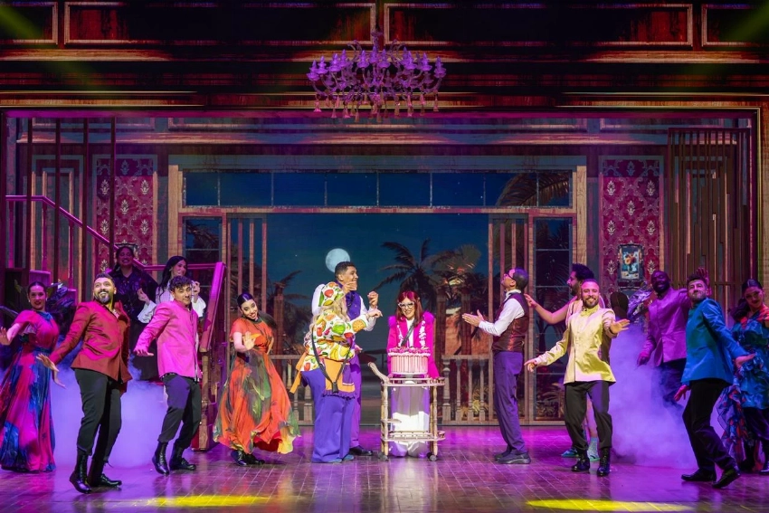 ليلة عاصفة وجريمة غامضة.. نجوم مسرحية «فندق السعادة» يكشفون لـ«عكاظ» التفاصيل