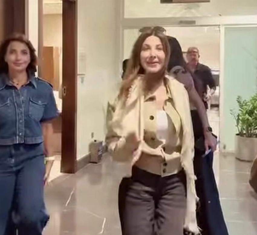 الفنانة البنانية نانسي عجرم