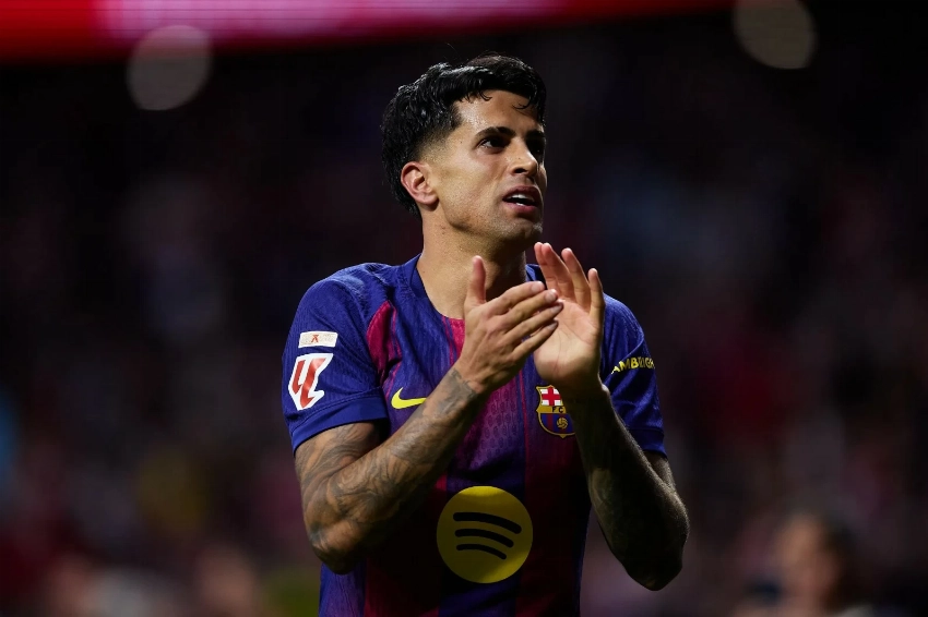 مستقبل كانسيلو بين الهلال وبرشلونة.. 3 سيناريوهات مُحتملة