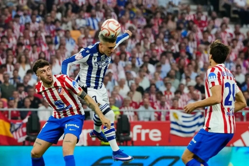 «بسيناريو 87».. سوسيداد يقهر أتلتيكو ويتوج بكأس الملك
