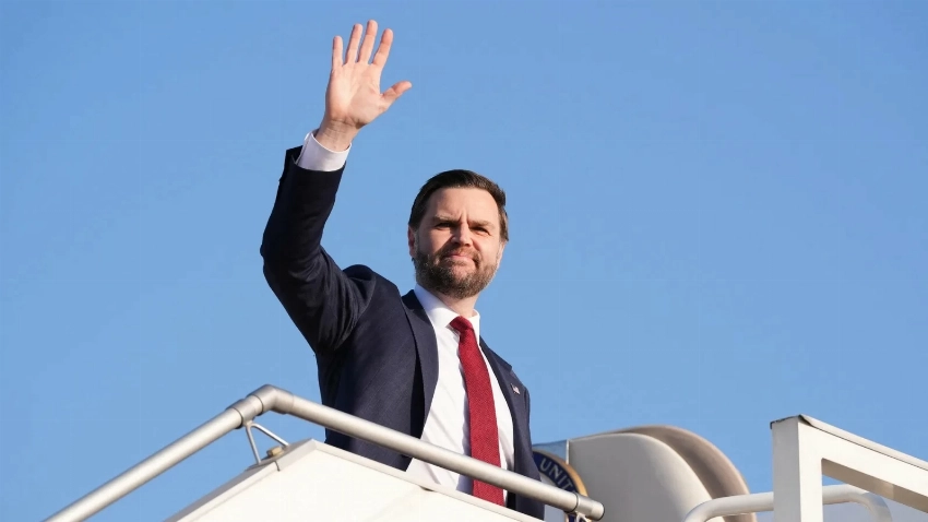 واشنطن وطهران على حافة المواجهة.. مفاوضات مرتقبة في إسلام أباد قبل انتهاء الهدنة