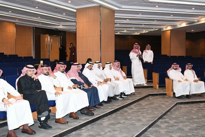 عسير: فرع هيئة الصحفيين ينظّم جلسة «التواصل الحضاري» بالشراكة مع مركز الملك عبدالعزيز