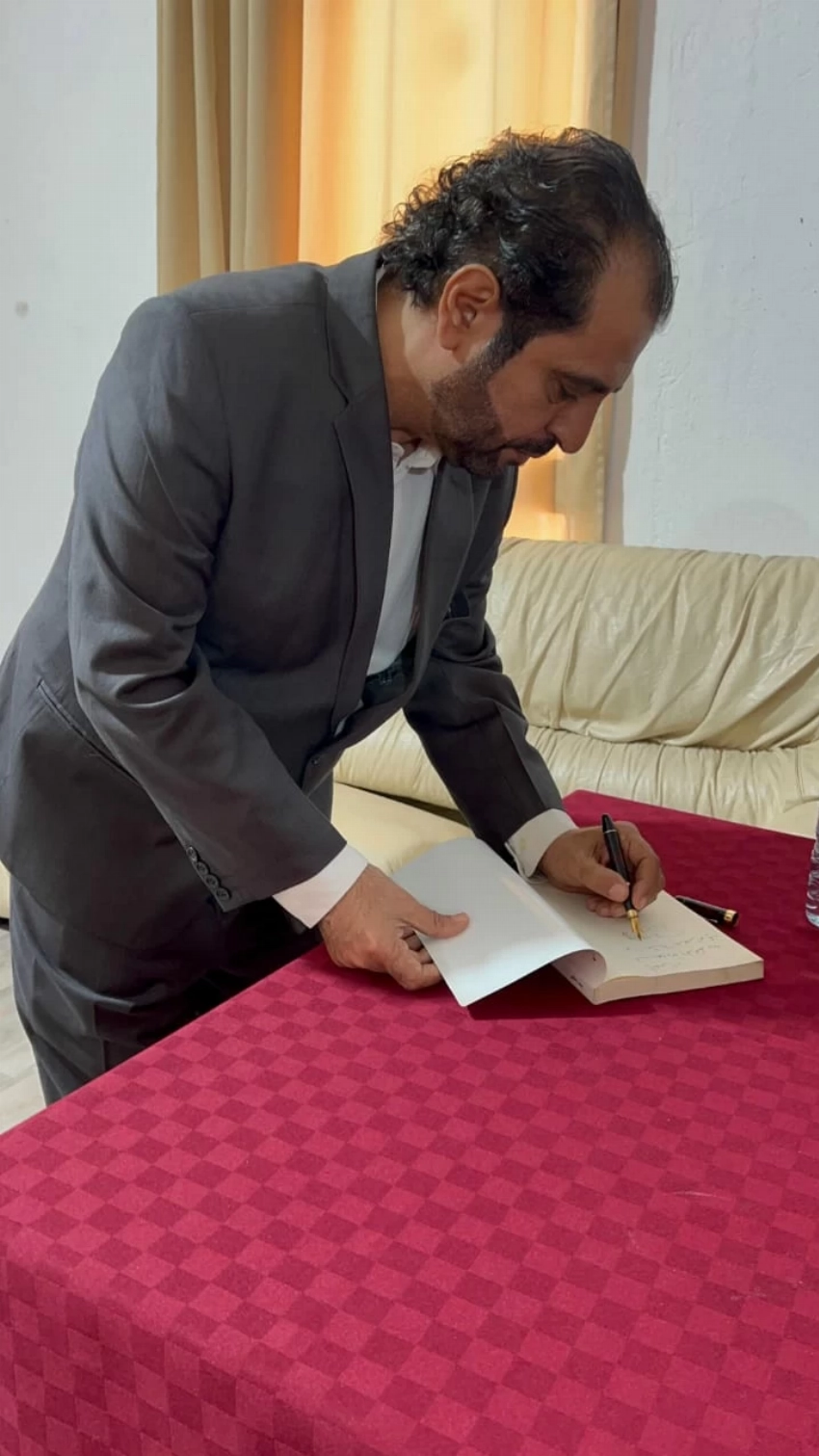 جامعة منوبة تحتفي بتجربة سعد الثقفي