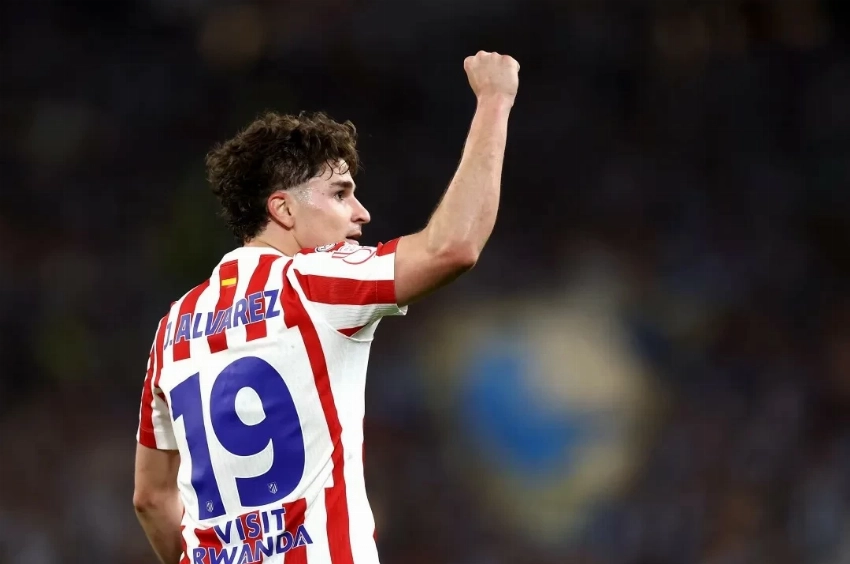 مهاجم أتلتيكو مدريد جوليان ألفاريز