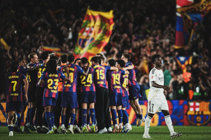 للمرة الـ29.. برشلونة بطلاً للدوري الإسباني