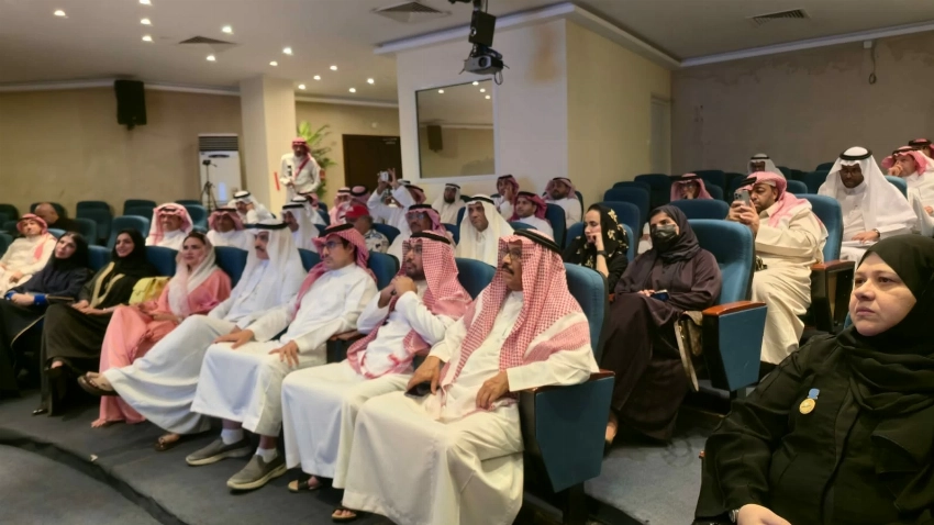 العرفج: الخوارزميات تصنع الاهتمام وتعيد تشكيل الوعي.. و«اقتصاد الانتباه» ثروة العصر