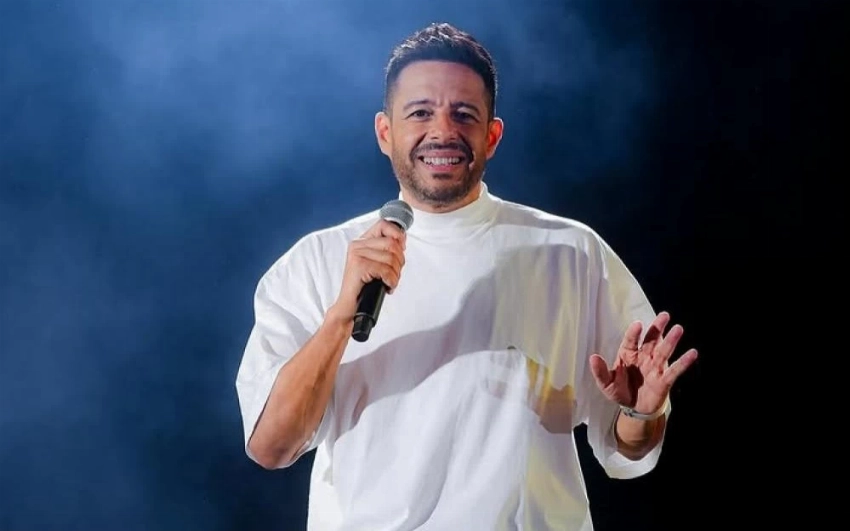 محمد حماقي يعلن حفلة جديدة مع شيرين عبد الوهاب