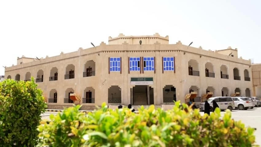 مبنى الجامعة في مأرب.