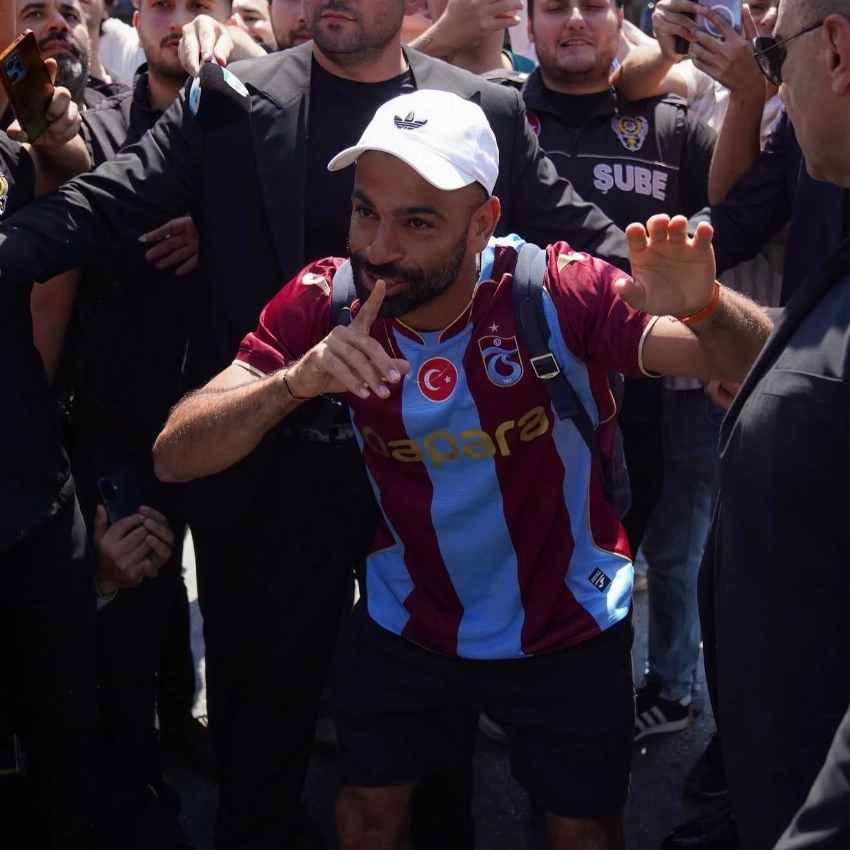 بعد أيام من انضمامه لطرابزون.. استدعاء محمد صلاح أمام القضاء المصري