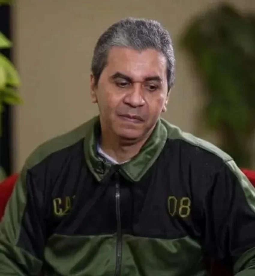 بعد ساعات من استغاثة والدته.. رحيل نجم «أرابيسك» عمرو محمد علي