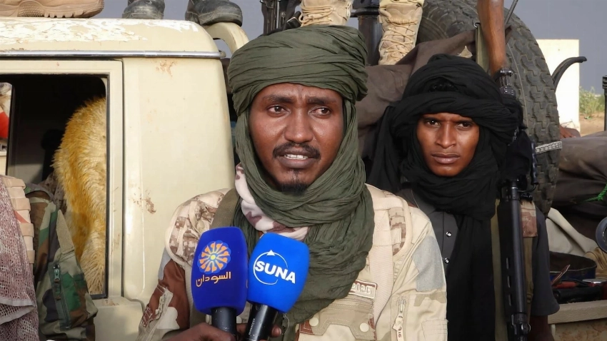 مسؤول استخبارات و200 مقاتل ينضمون للجيش السوداني بعد انشقاقهم عن الدعم السريع