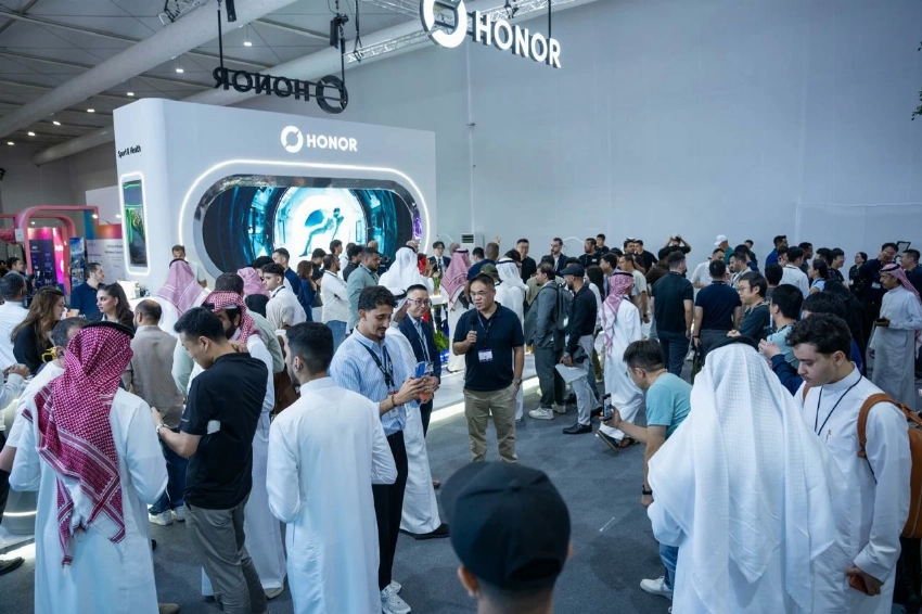 «HONOR» تكشف إستراتيجية جديدة لعلامتها التجارية وتسرّع تحولها إلى منظومة عالمية للأجهزة المدعومة بالذكاء الاصطناعي