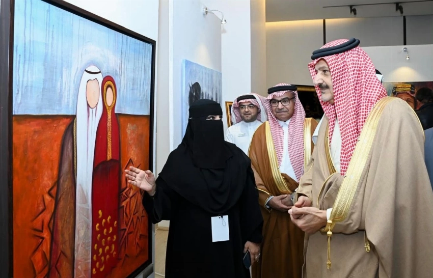 منال الرويشد.. من التعليم إلى اللوحة ومن اللوحة إلى المجتمع