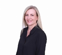 منى الدحداح