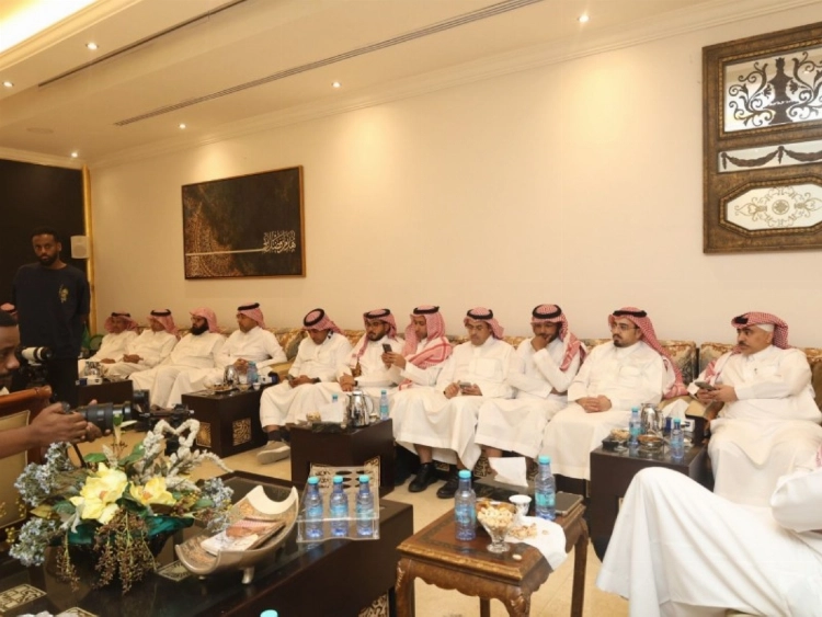 عبدالله كامل: مشاريع طموحة في مكة بدعم ولي العهد.. وتوسع في وسائل النقل الذكية بـ المشاعر  عبدالله كامل: مشاريع طموحة في مكة بدعم ولي العهد.. وتوسع في وسائل النقل الذكية بـ المشاعر
