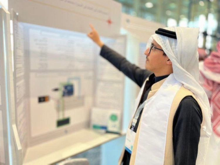 تدشين معرض الأولمبياد الوطني للإبداع العلمي في عسير تدشين معرض الأولمبياد الوطني للإبداع العلمي في عسير